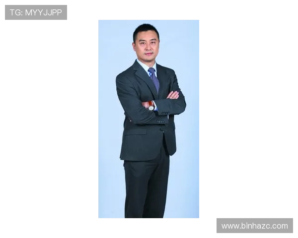 小虎队足球星卡片的市场价格分析及投资价值探讨