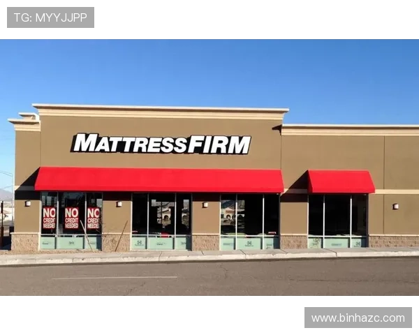 足球巨星Love：从草根到巅峰的传奇之路与未来展望